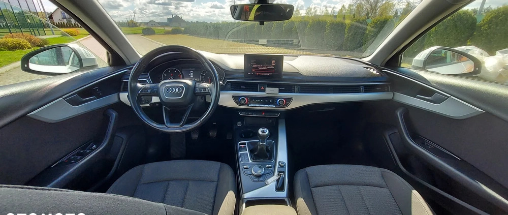 Audi A4 cena 72900 przebieg: 112000, rok produkcji 2017 z Malbork małe 277